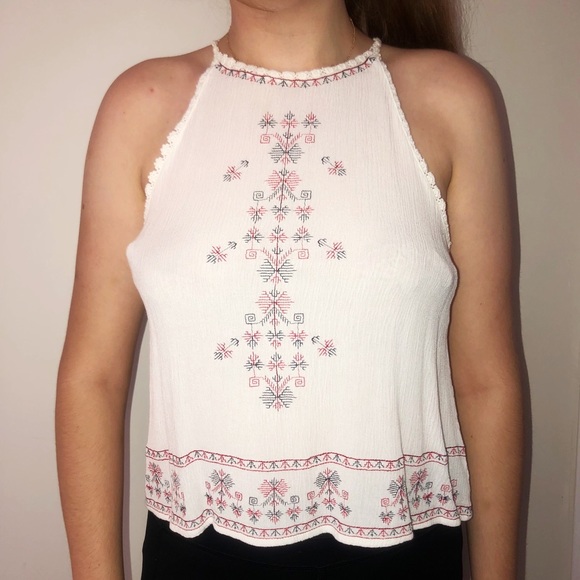 Embroidered Tank - Picture 4 of 5